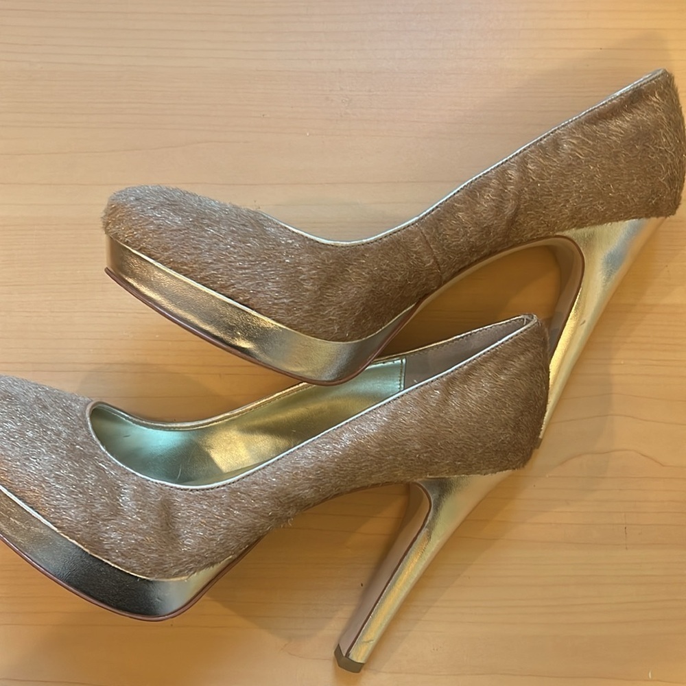 Calvin Klein Kendall round toe pump 10 - Picture 6 of 9